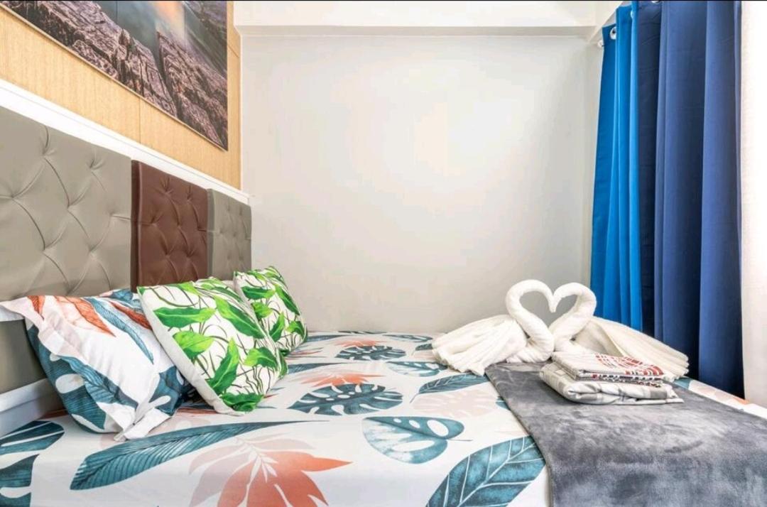 קואזון סיטי Grass Residences Sm North Edsa And Trinoma מראה חיצוני תמונה